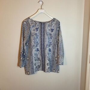 Dalia paisley Blouse Size Large